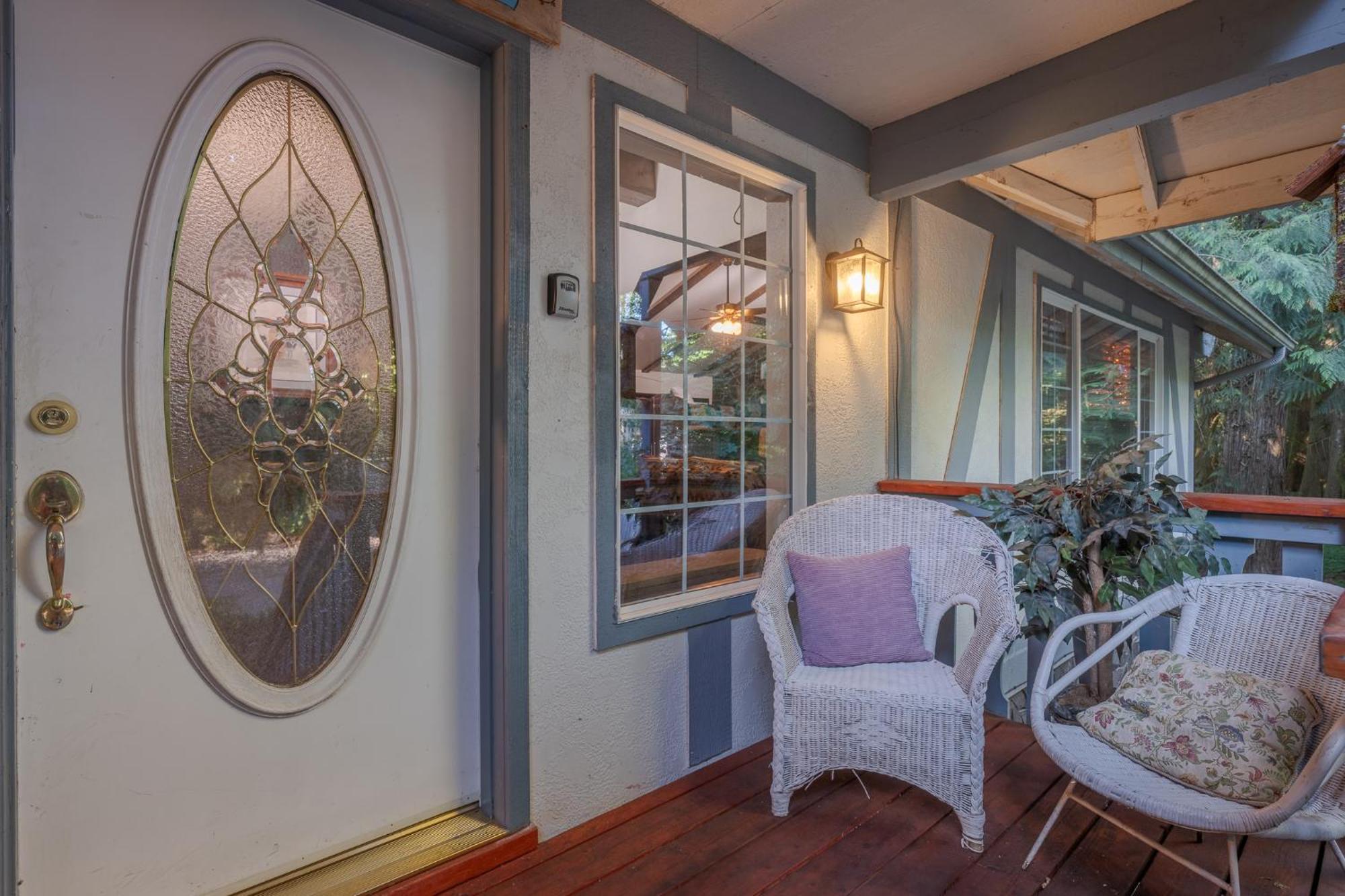 Cozy Bird House W Big Screen! Mount Hood Village Exterior photo